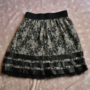 Women's size M skirt